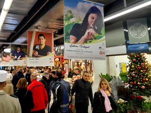 Aux halles de Nîmes, le terroir du Gard célébré au travers de ses agricultrices et agriculteurs