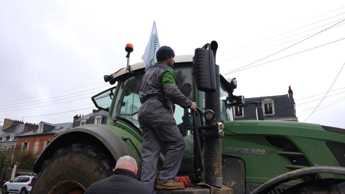 [] Crise agricole : les manifestations restent nécessaires pour 54 % d’entre vous