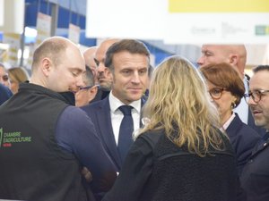 Salon de l’agriculture 2025 : Emmanuel Macron s’offre un bain de foule en Aveyron !