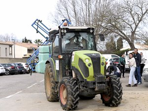 Autoguidage du tracteur, capteurs « low-tech », gestion du débit des phytosanitaires… L’innovation s’impose dans les vignes