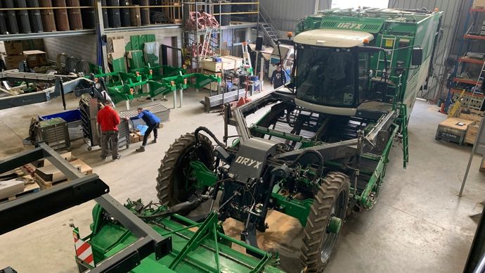 Pouchain, un « artisan » qui construit des machines de 26 tonnes sur mesure