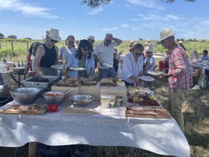 Un brunch dans les vignes au domaine d’Or et de Gueules et le bonheur de redécouvrir le sens du temps