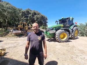Salon des agricultures méditerranéennes à Villeveyrac : Mickaël Bru, spécialiste des travaux agricoles à Poussan, bichonne les parcelles