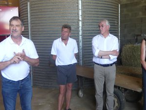 Sur le Larzac, les parlementaires dressent la feuille de route du pastoralisme de demain