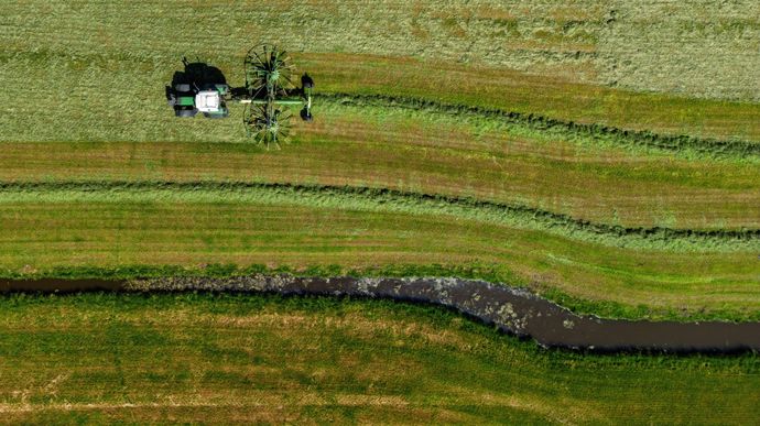Climat, filières animales, revenus… Quels risques pour la Pac post-2027 ?