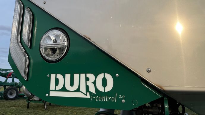Duro bonifie sa trémie frontale Eole avec une gestion électronique sur-mesure