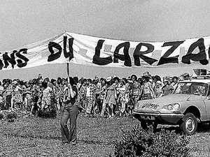 Le journal sud-aveyronnais de lutte paysanne « Gardarem lo Larzac » fête son demi-siècle