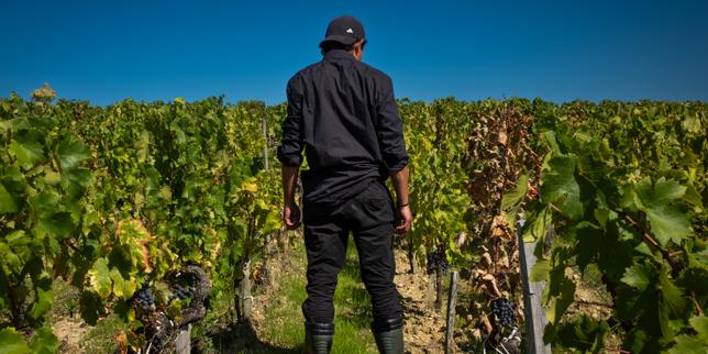 Dans le Médoc, « sans les étrangers, beaucoup ne pourraient pas faire leurs vignes »