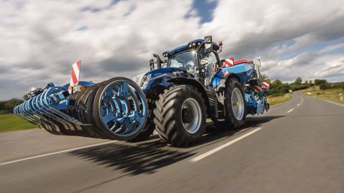 T7 standard : New Holland promet puissance, confort et efficacité