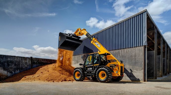 Chez JCB, la famille 7 mètres s’agrandit avec deux puissants télescopiques