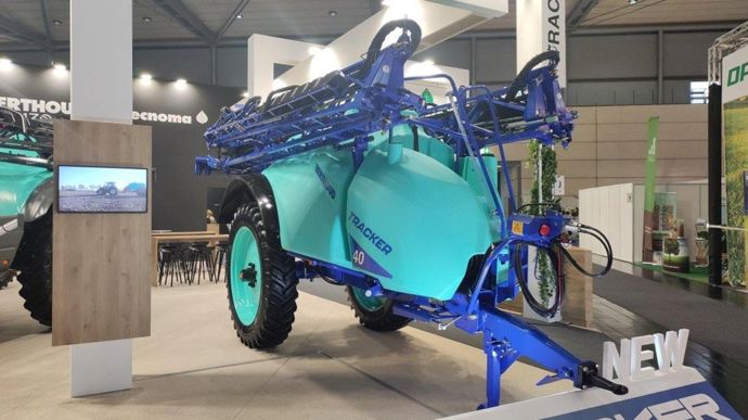 Le Tracker de Berthoud grimpe à 4 000 litres et gagne en précision