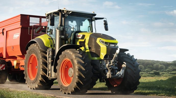 L’Axion Série 9 Cmatic, star d’Agritechnica et tracteur de l’année made in France