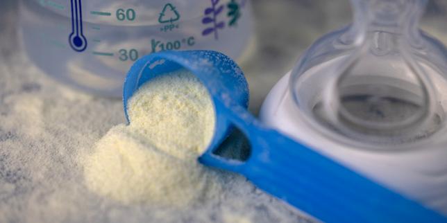Scandale des laits infantiles : trois nouvelles plaintes déposées contre X à Paris, Bordeaux et Angers